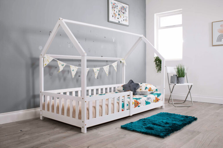 Explorer Playhouse Bed White Angle